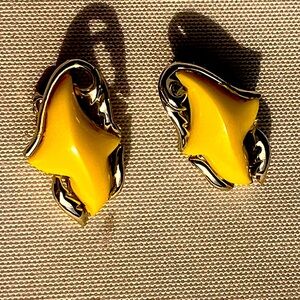 Vintage CORO Earrings Rare Canary Yellow Clip earrings collectible